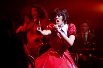 Amanda Dig&oacute;n como Sally Bowles en  Cabaret El Musical.