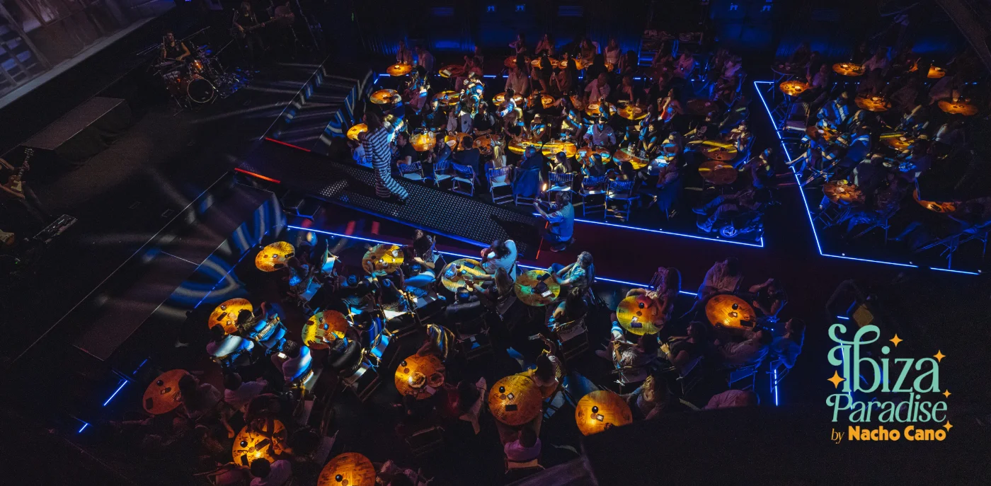 Zona de mesas - Ibiza Paradise